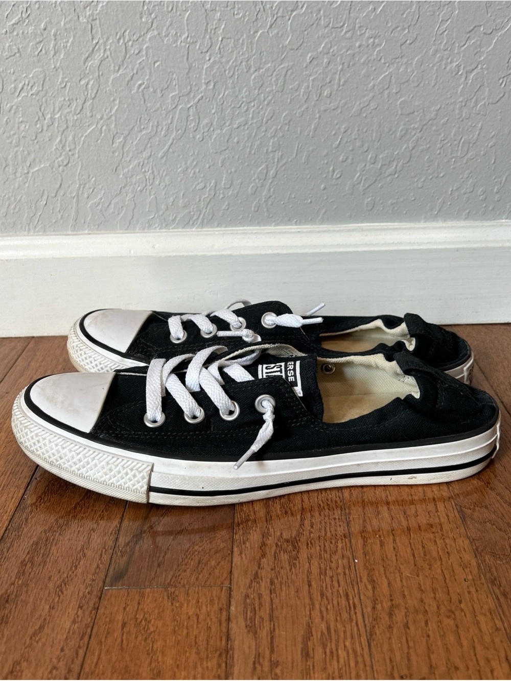 Converse Shoreline Sneakers Slip On Shoes Women’s Size 9 Black